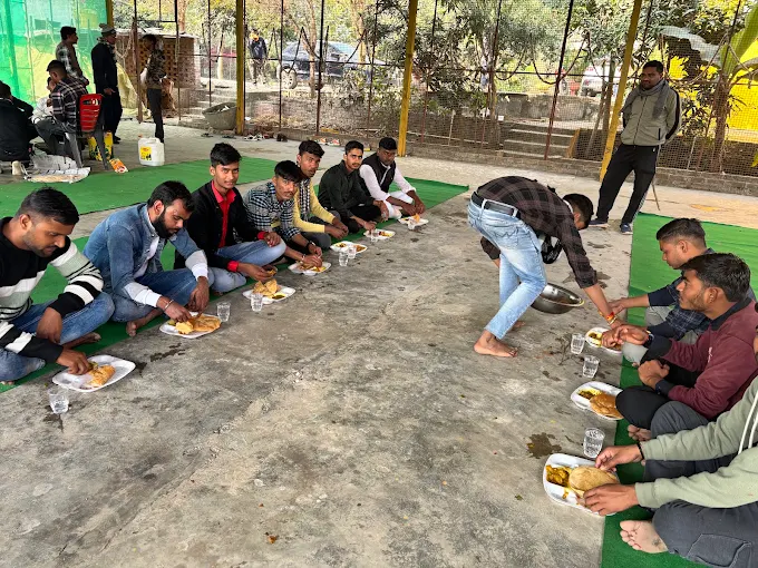 Large Hall at Kashi Dharamshala